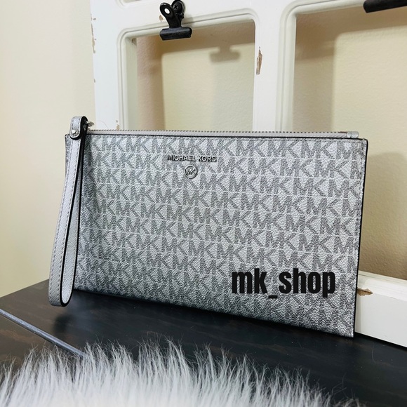 Michael Kors Jet Set Charm Large Zip Clutch Wristlet Silver - Picture 4 of 11